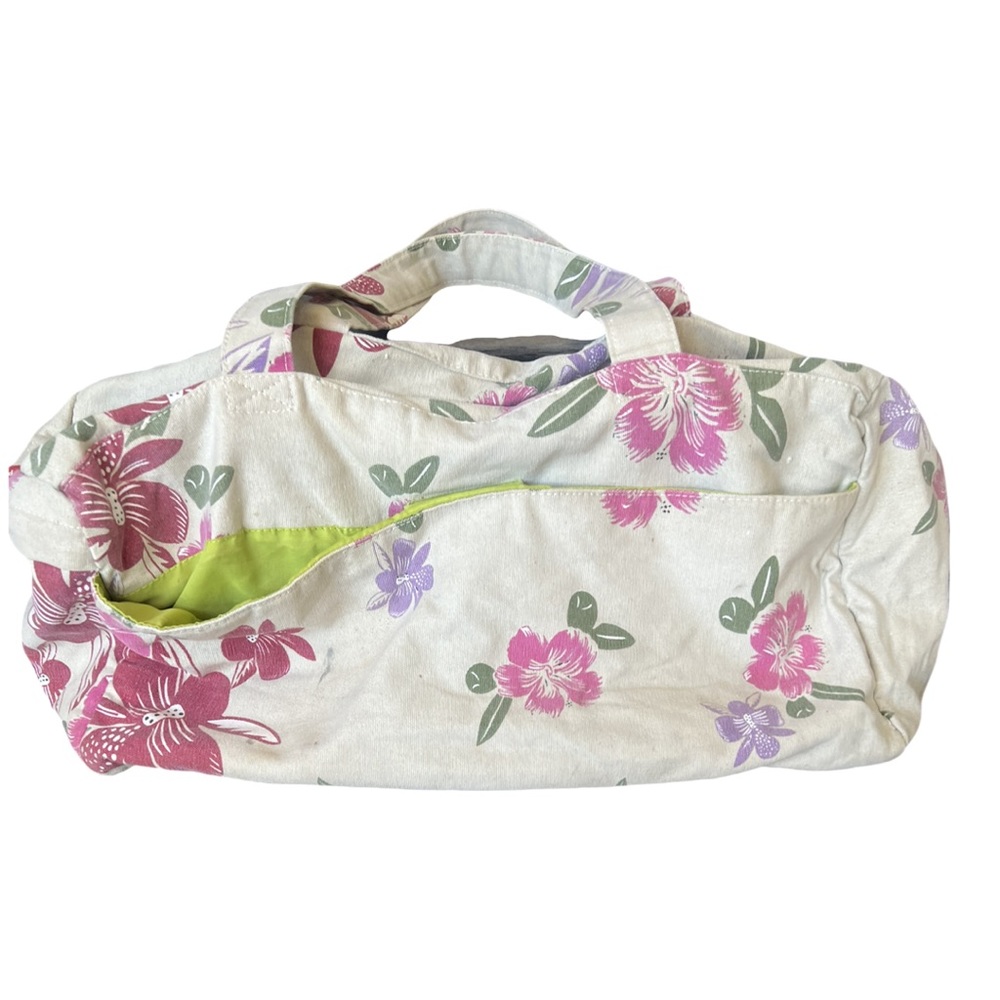 Down Under Floral Tote Zipper Closure, Side, Inside and Front Pockets - Picture 2 of 10